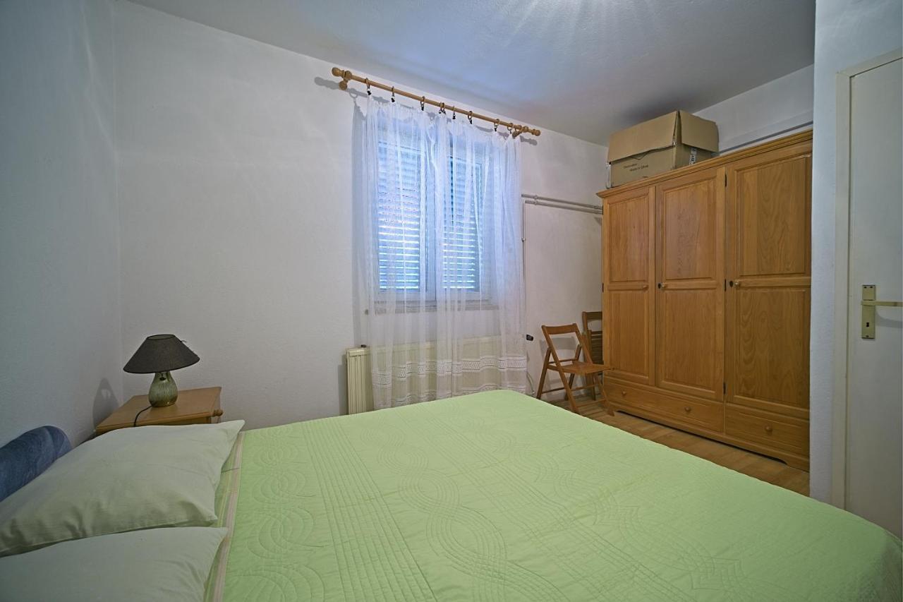 Apartment Renata Postira Exteriér fotografie